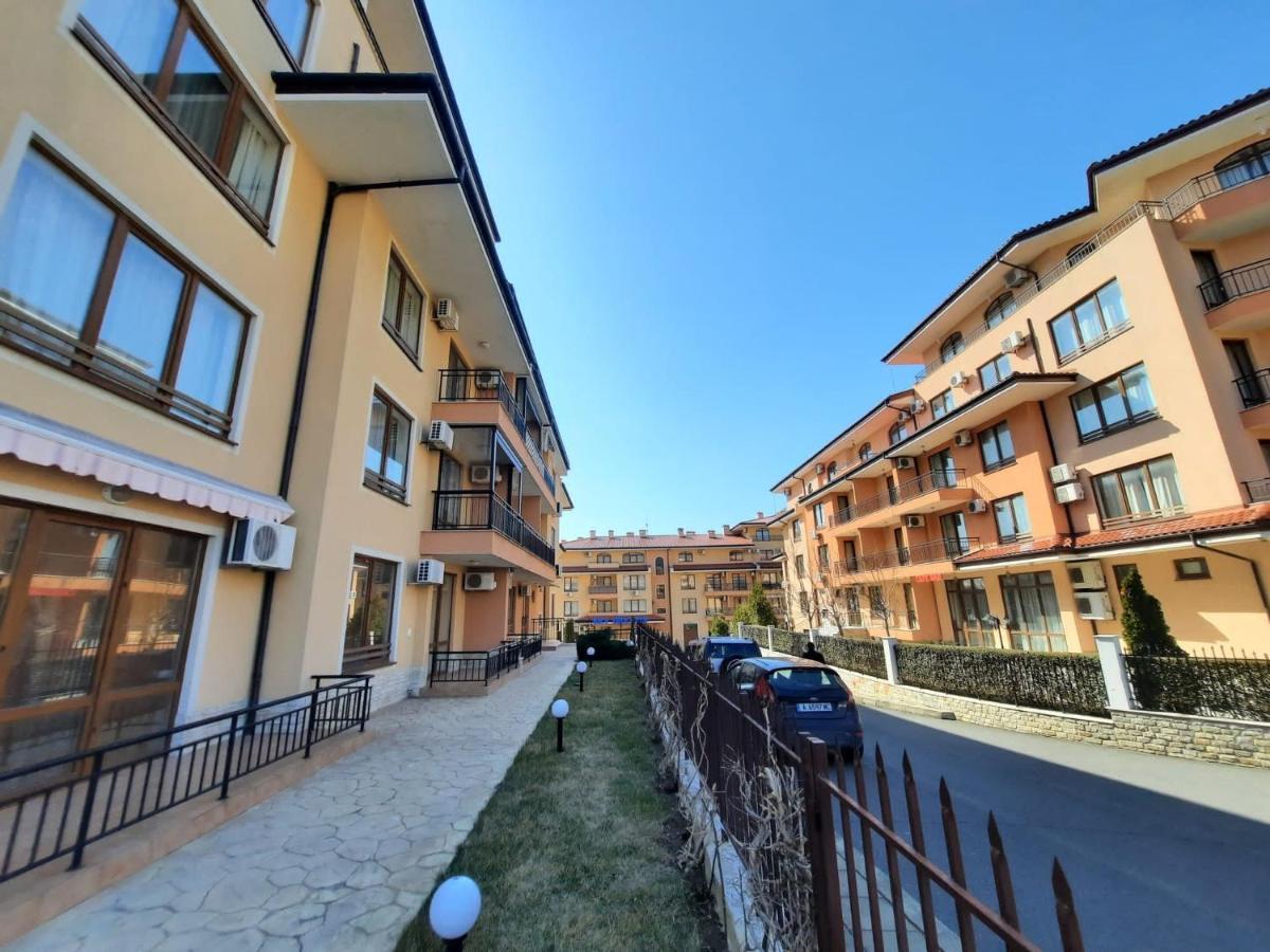 Apartament Menada Sky Dreams Święty Włas Zewnętrze zdjęcie