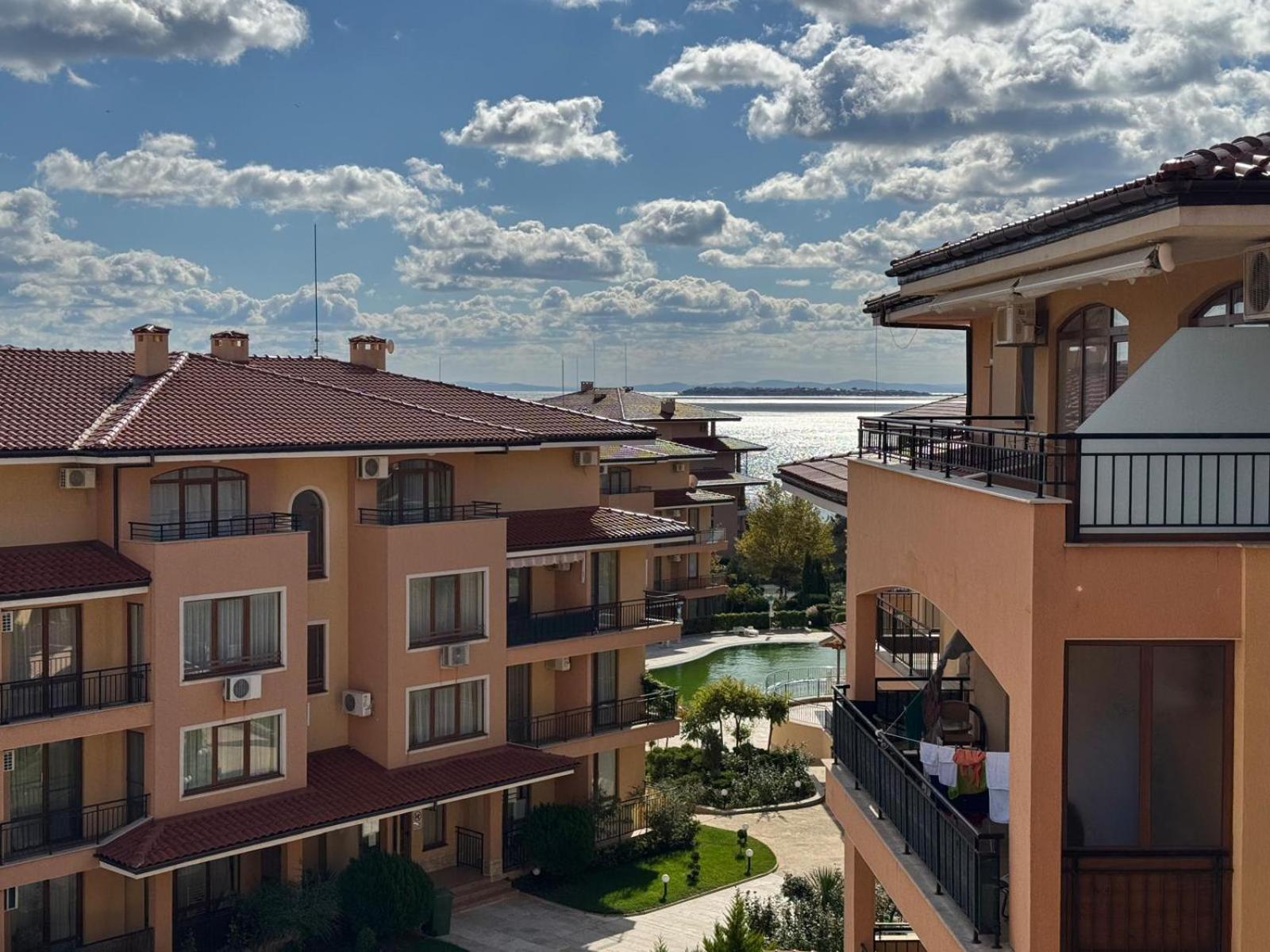 Apartament Menada Sky Dreams Święty Włas Zewnętrze zdjęcie